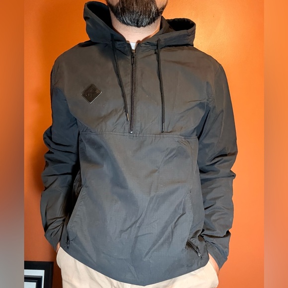 Reef Other - Reef Men's Charcoal Hooded Windbreaker